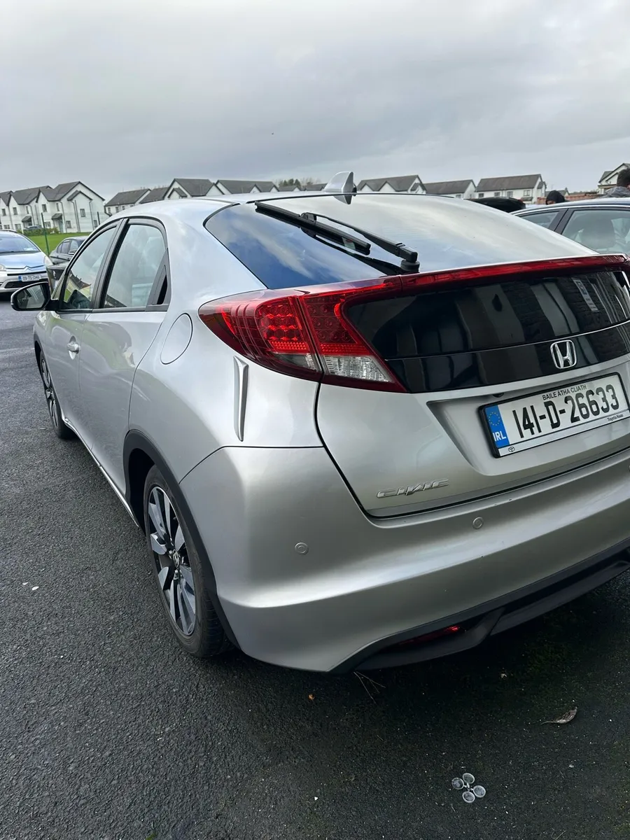 Honda Civic automatic 1.8 petrol - Image 3