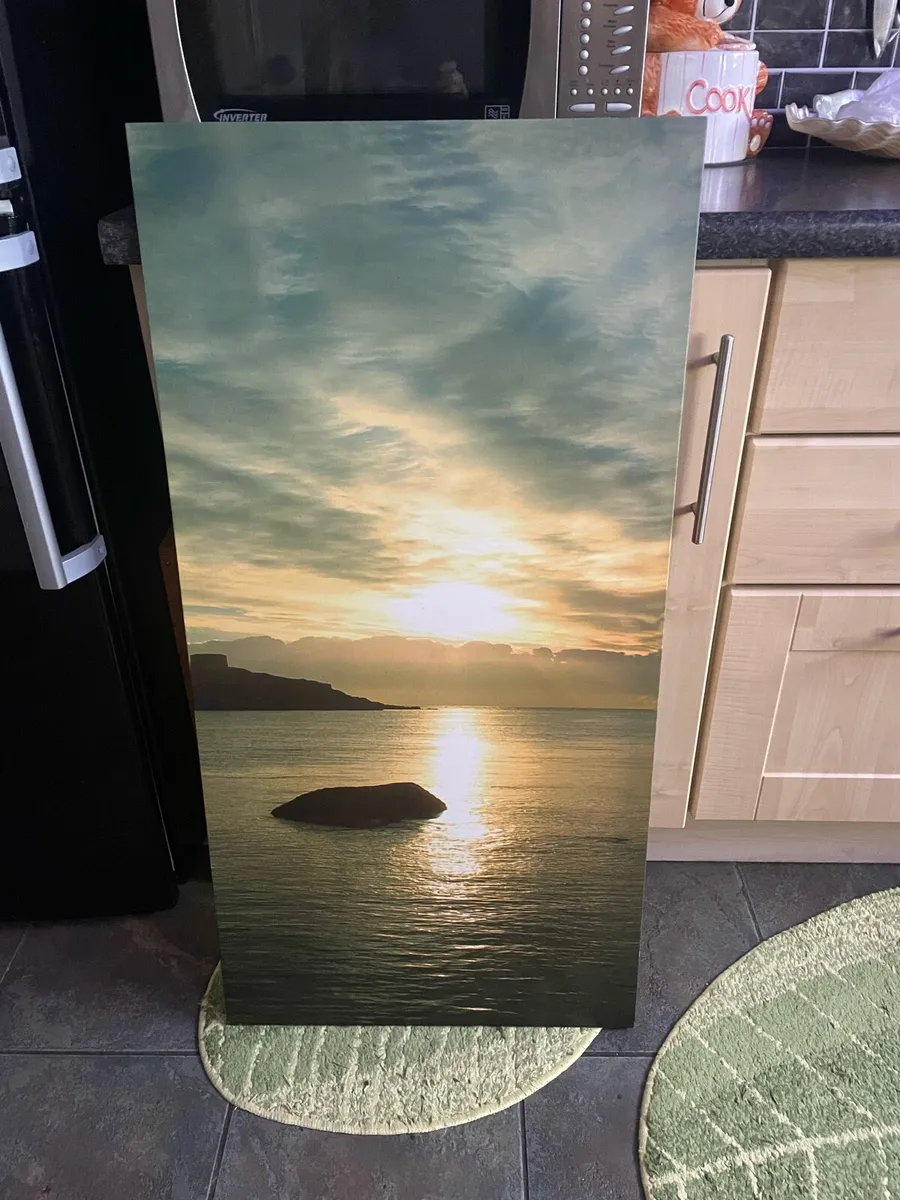 11 Picture Frames - Image 1