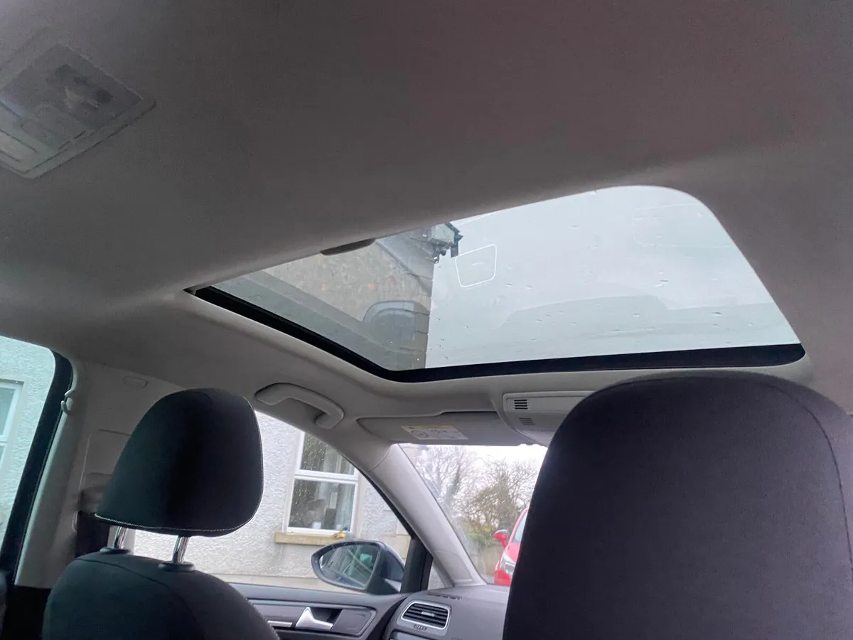 Volkswagen Golf 2017 GT Edition - Image 3