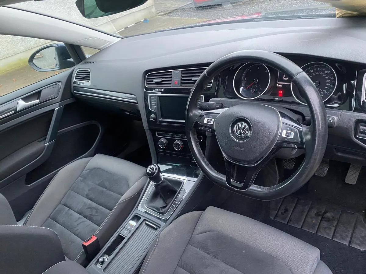 Volkswagen Golf 2017 GT Edition - Image 4