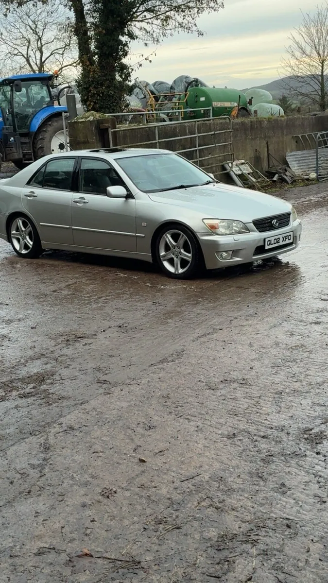 Lexus is 200 se - Image 1