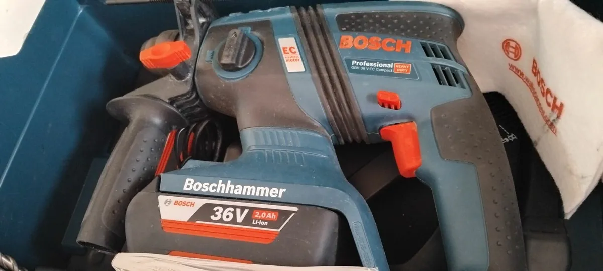 Bosch GBH 36V-EC Compact 2 Mode Drill - Image 3