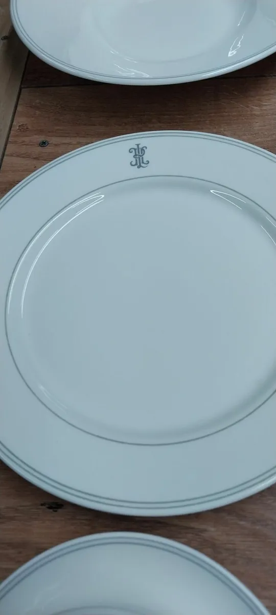 28-piece dinner set - Image 4