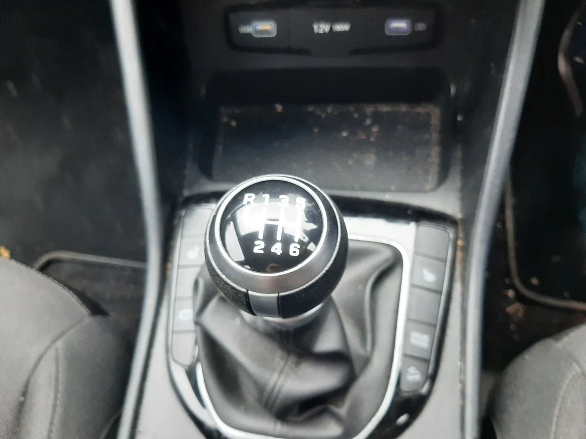 HYUNDAI TUCSON 2023  1.6 DIESEL - Image 3