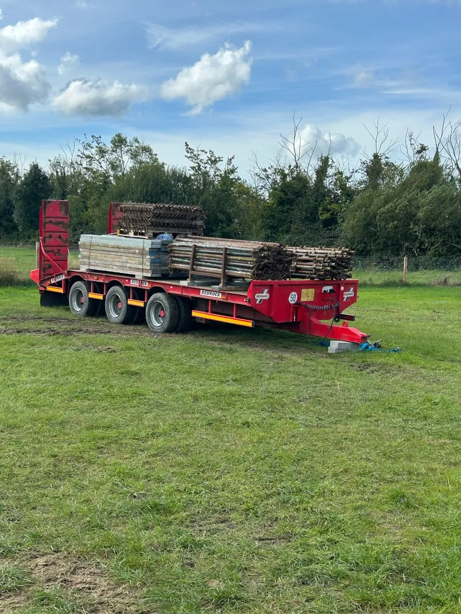 Low loader - Image 1