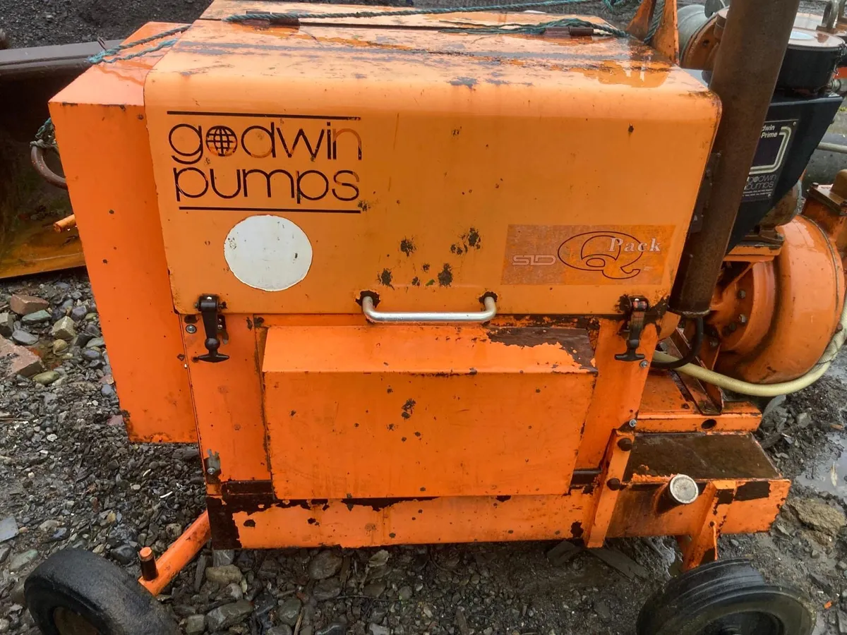 6” water pump Perkins engine - Image 3