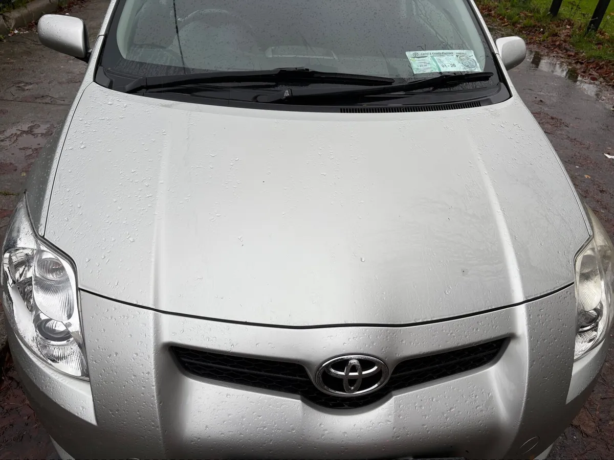 Toyota Auris 2008 - Image 1