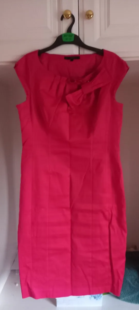 Ladies dresses - Image 1