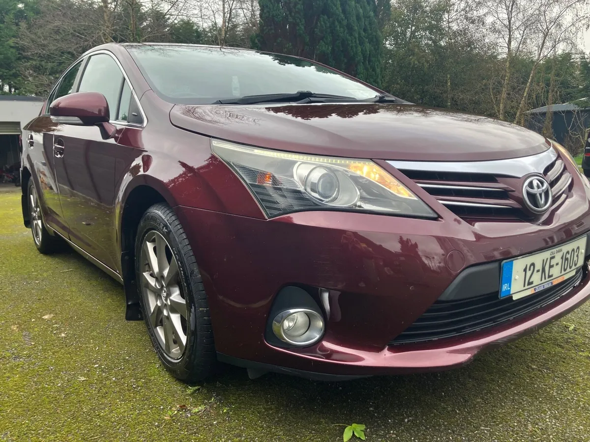 Toyota Avensis 2.0D Taxed and tested - Image 3