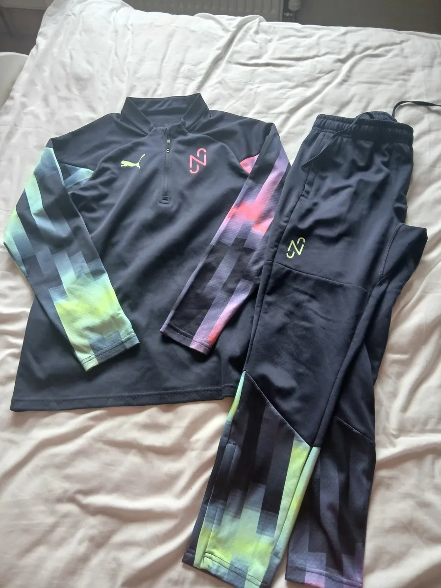 Boys tracksuit - Image 2