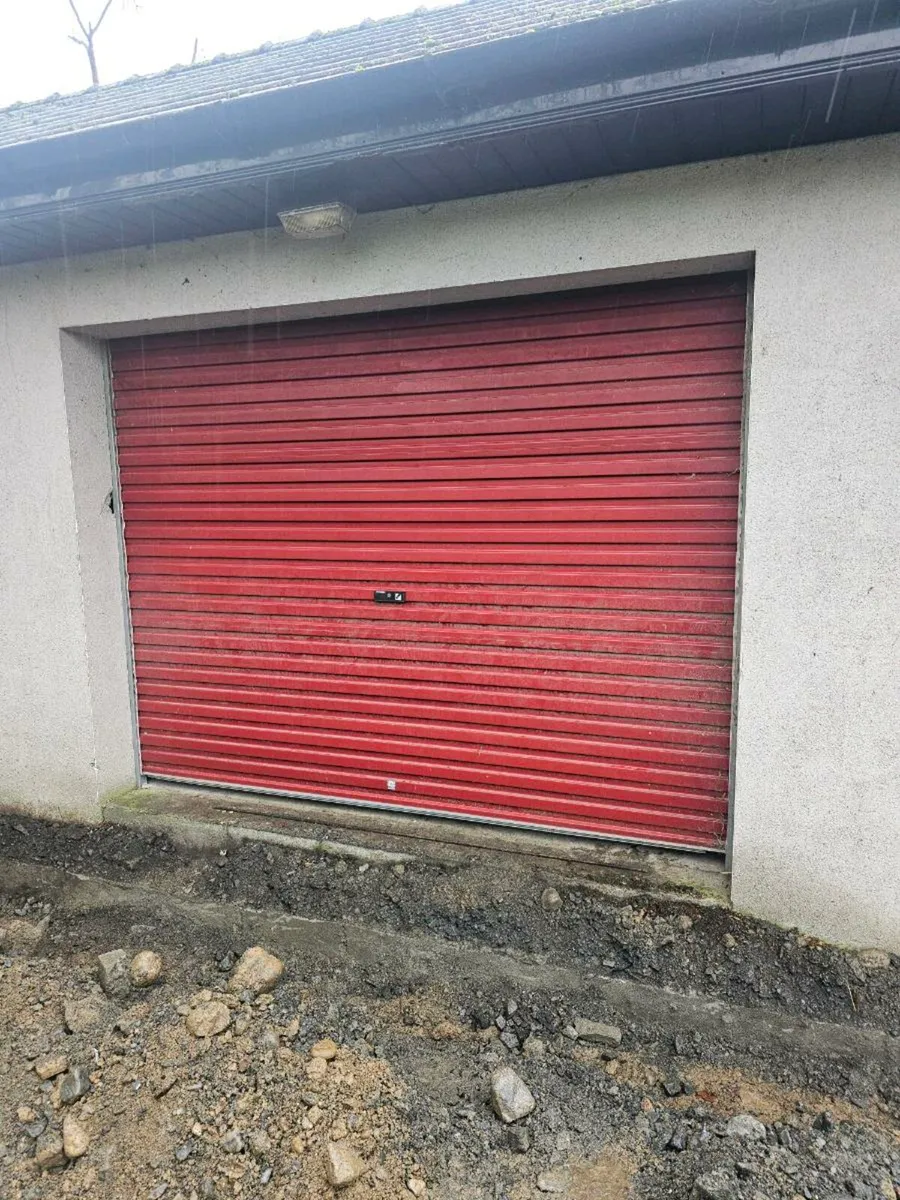 Garage Door (automated)