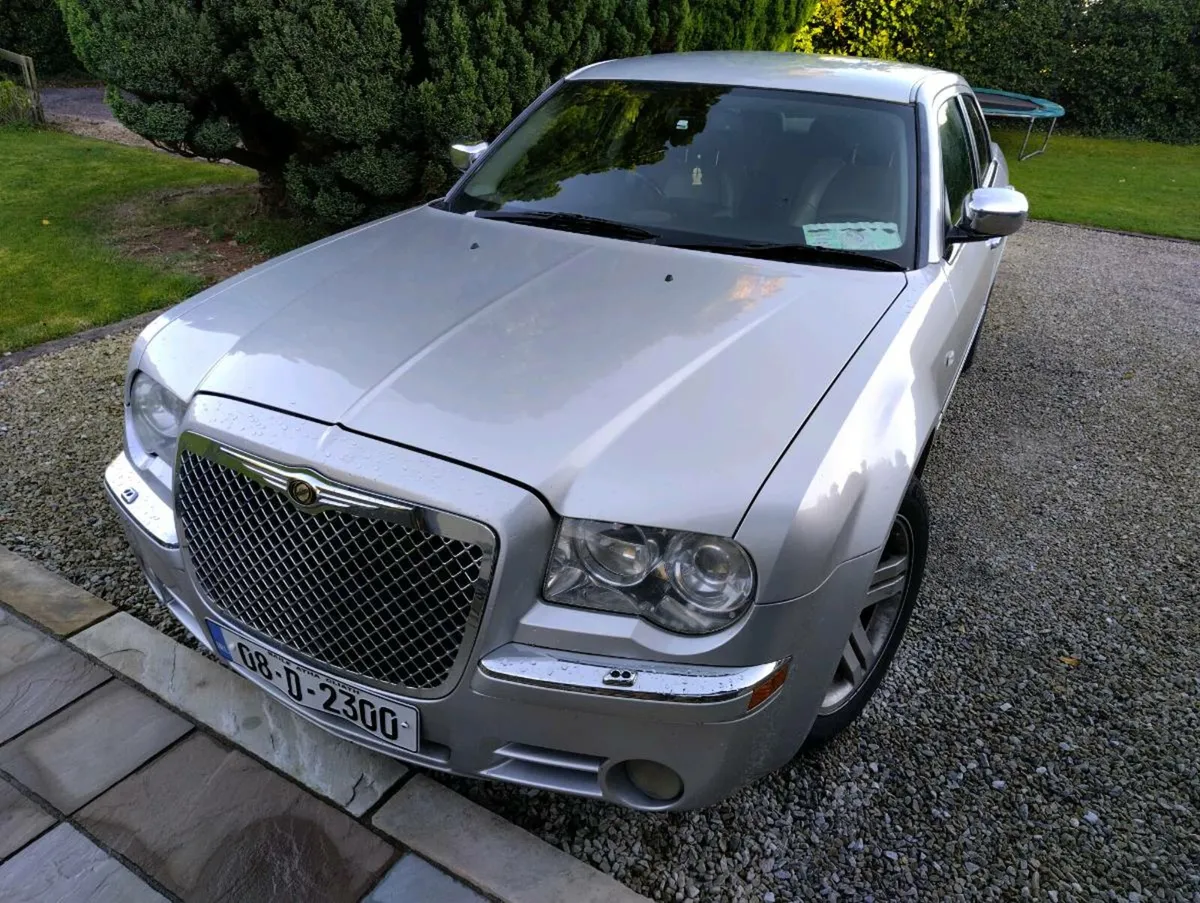 Chrysler 300c - Image 1