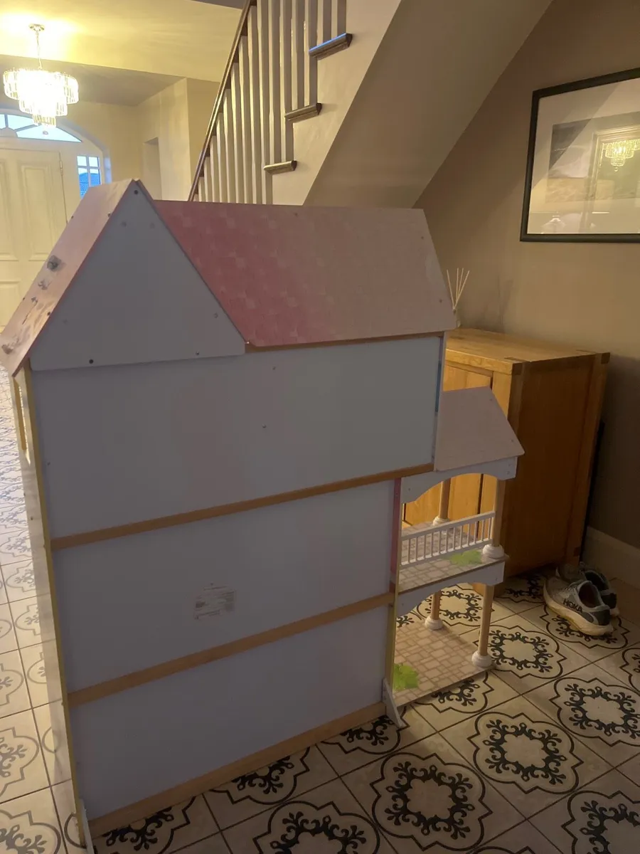 Doll house - Image 4