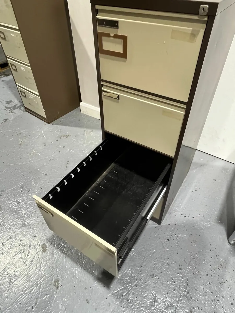 4 Drawer Filing Cabinet - Image 3