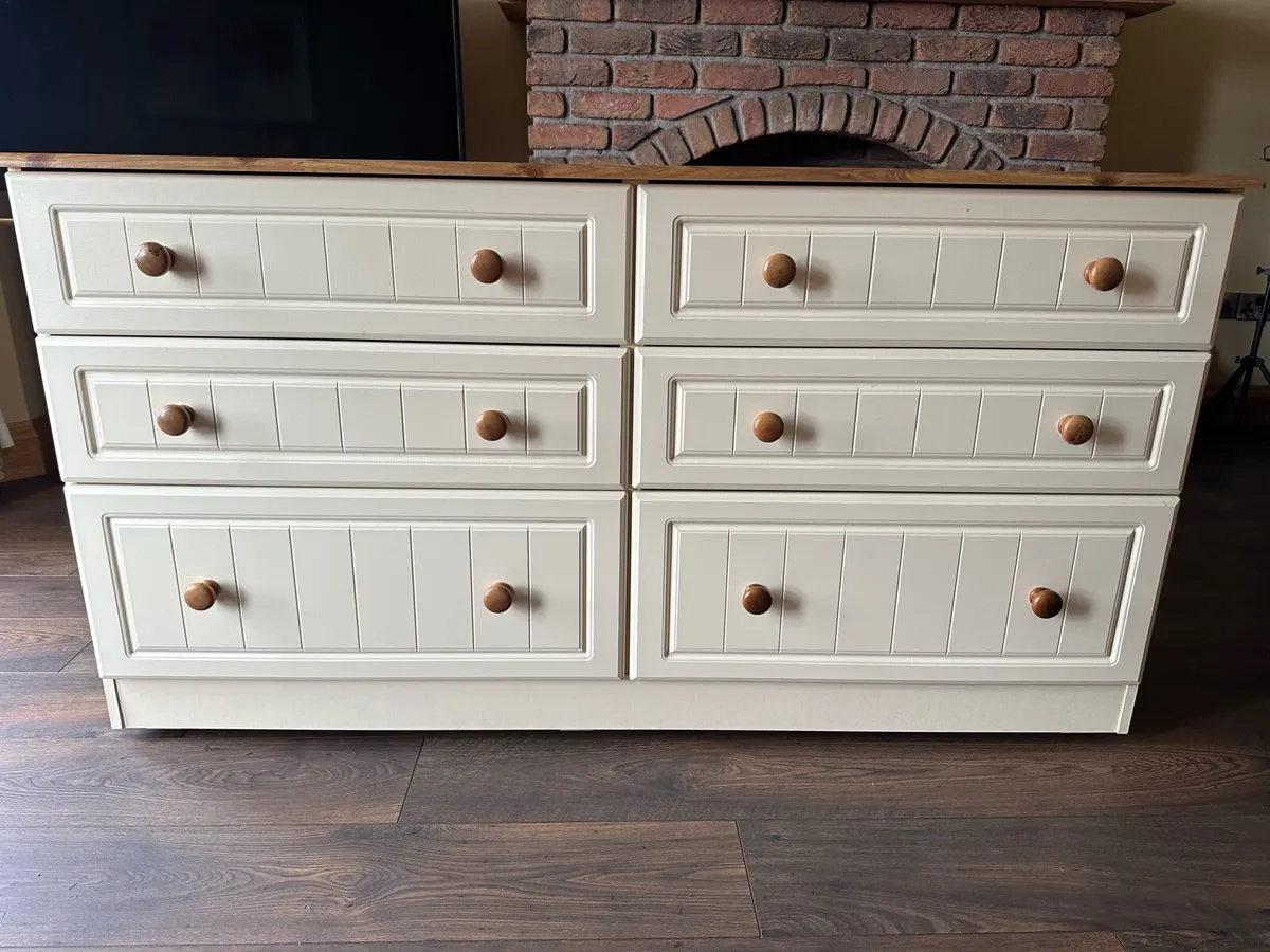 Bedroom Set - Image 2