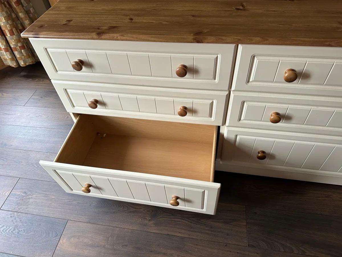 Bedroom Set - Image 3