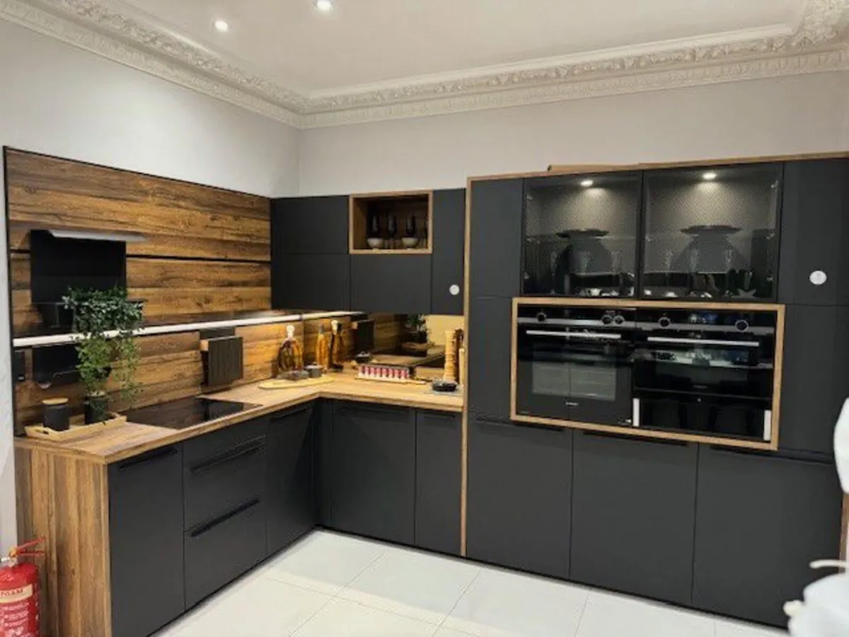 Ex Display Schuller  Black Matt Chalet Oak Kitchen - Image 2