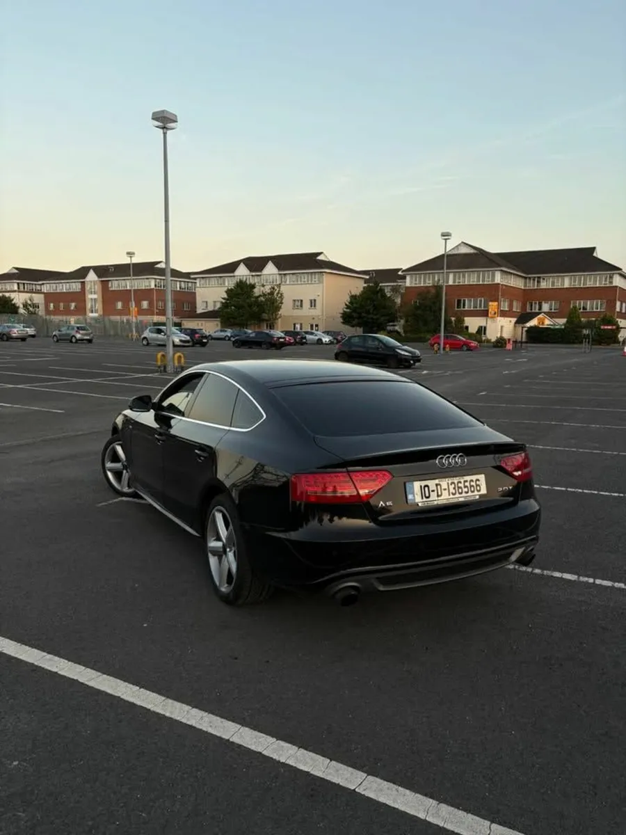 Audi A5-2010-S-Line-2.0 TFSI turbo–Sportback - Image 2