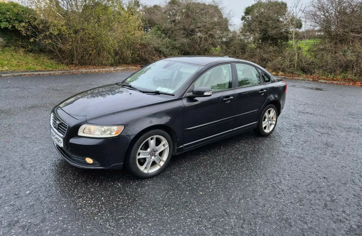 2008 VOLVO S40 (LOW MILEAGE) - Image 4