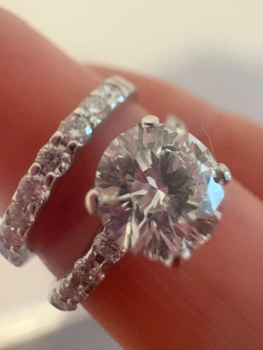 Wedding rings - Image 1