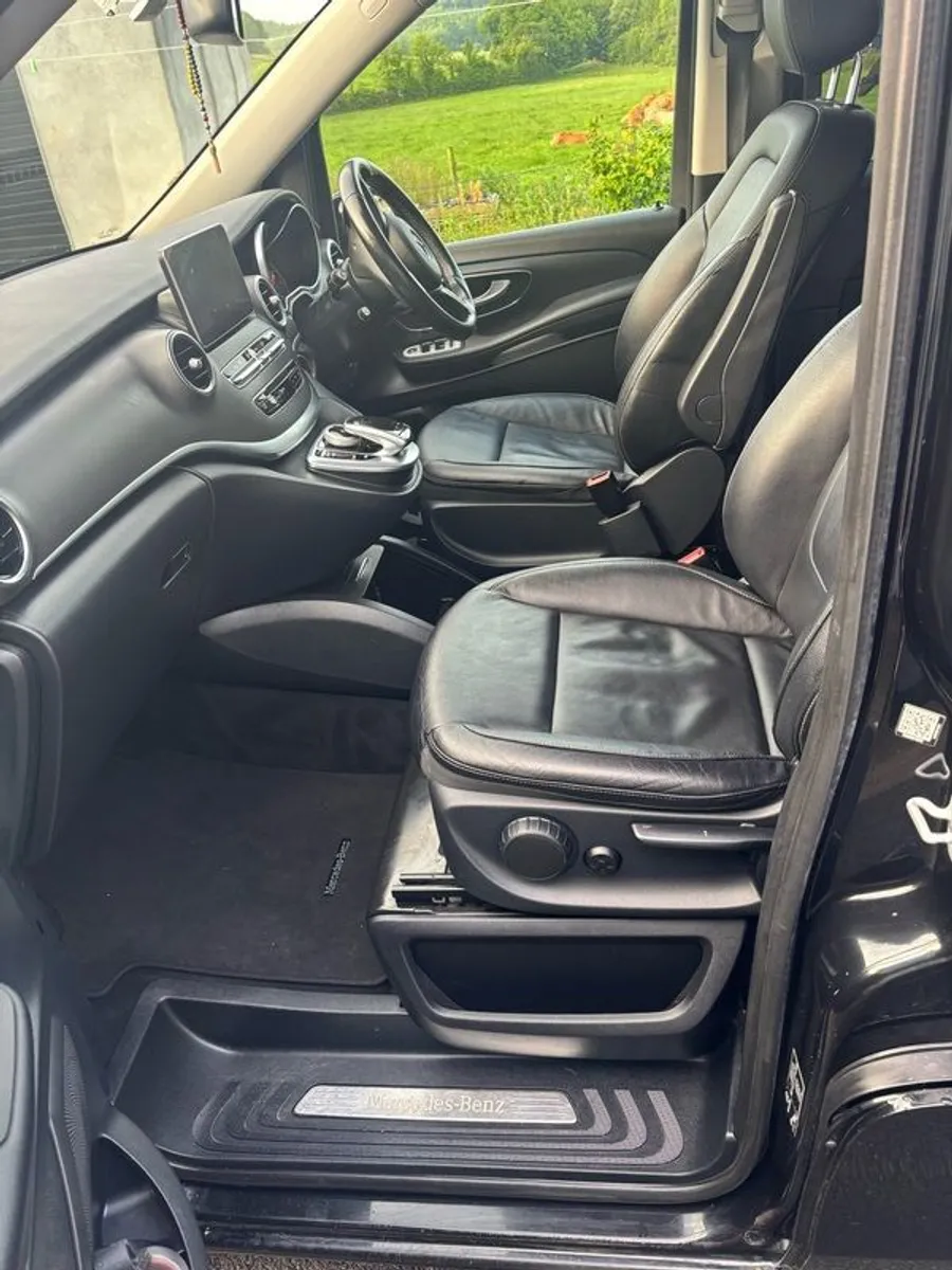 2016 Mercedes-benz Viano - Image 2
