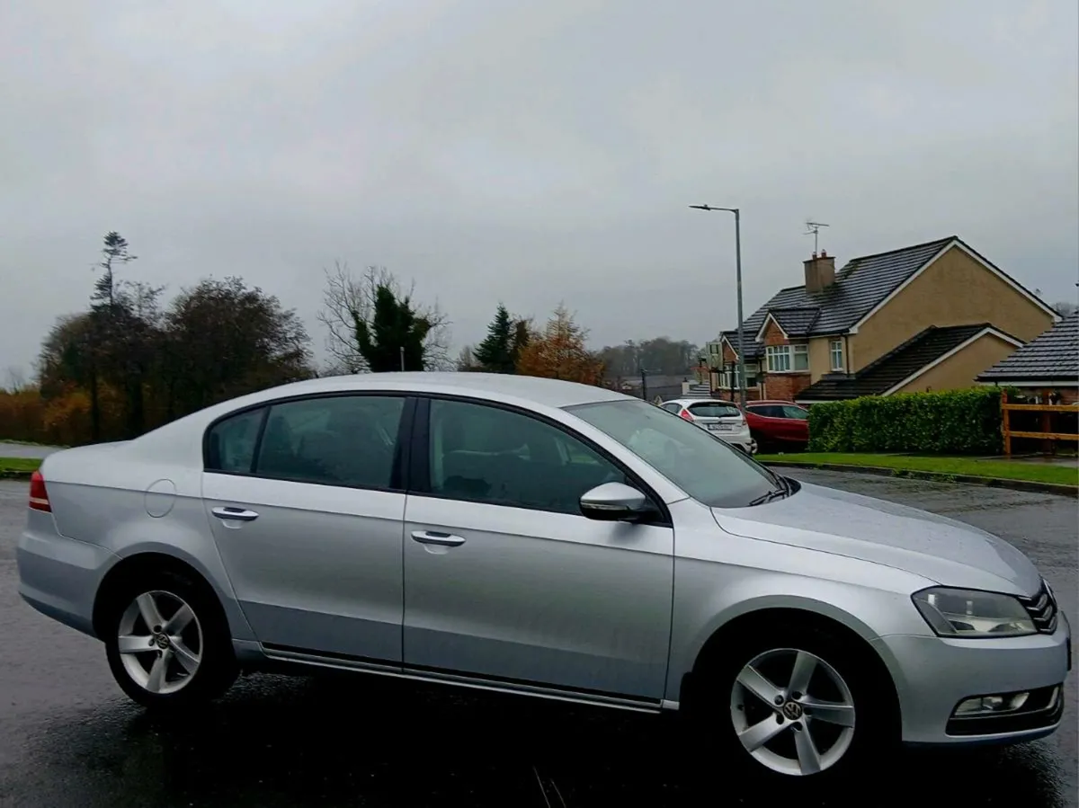 VW PASSAT 11 1.6 TDI CLEAN CAR !!! - Image 2