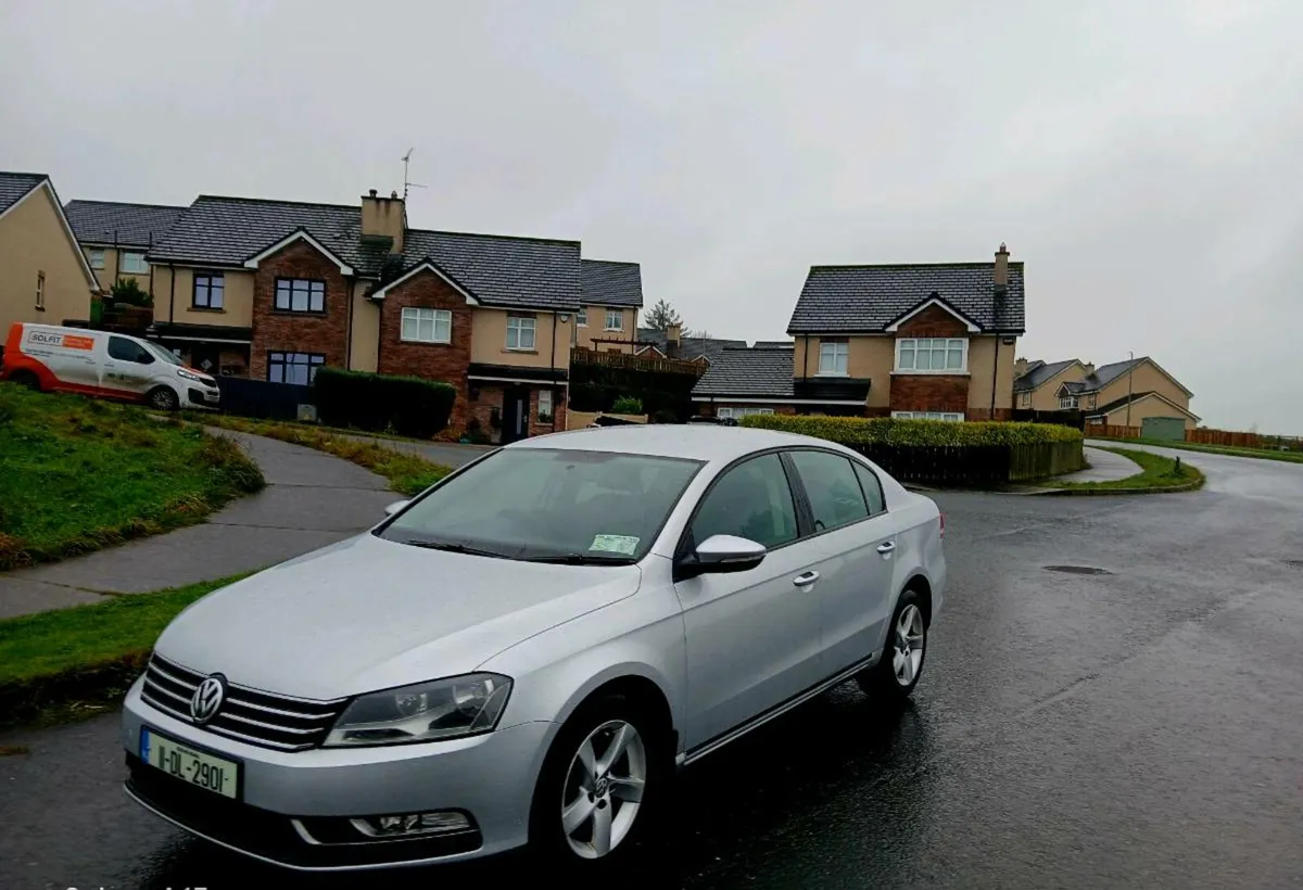 VW PASSAT 11 1.6 TDI CLEAN CAR !!! - Image 3