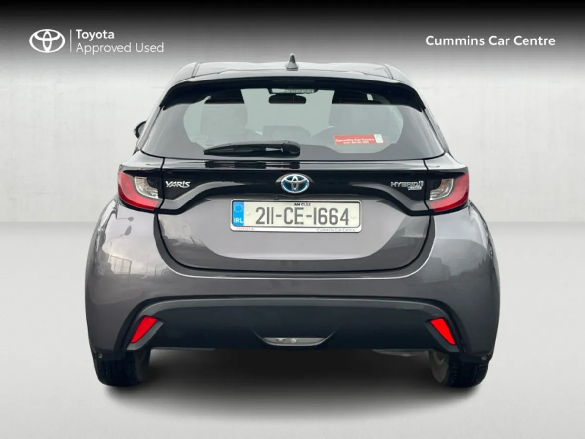 Toyota Yaris HYBRID LUNA 4DR AUTO - Image 4