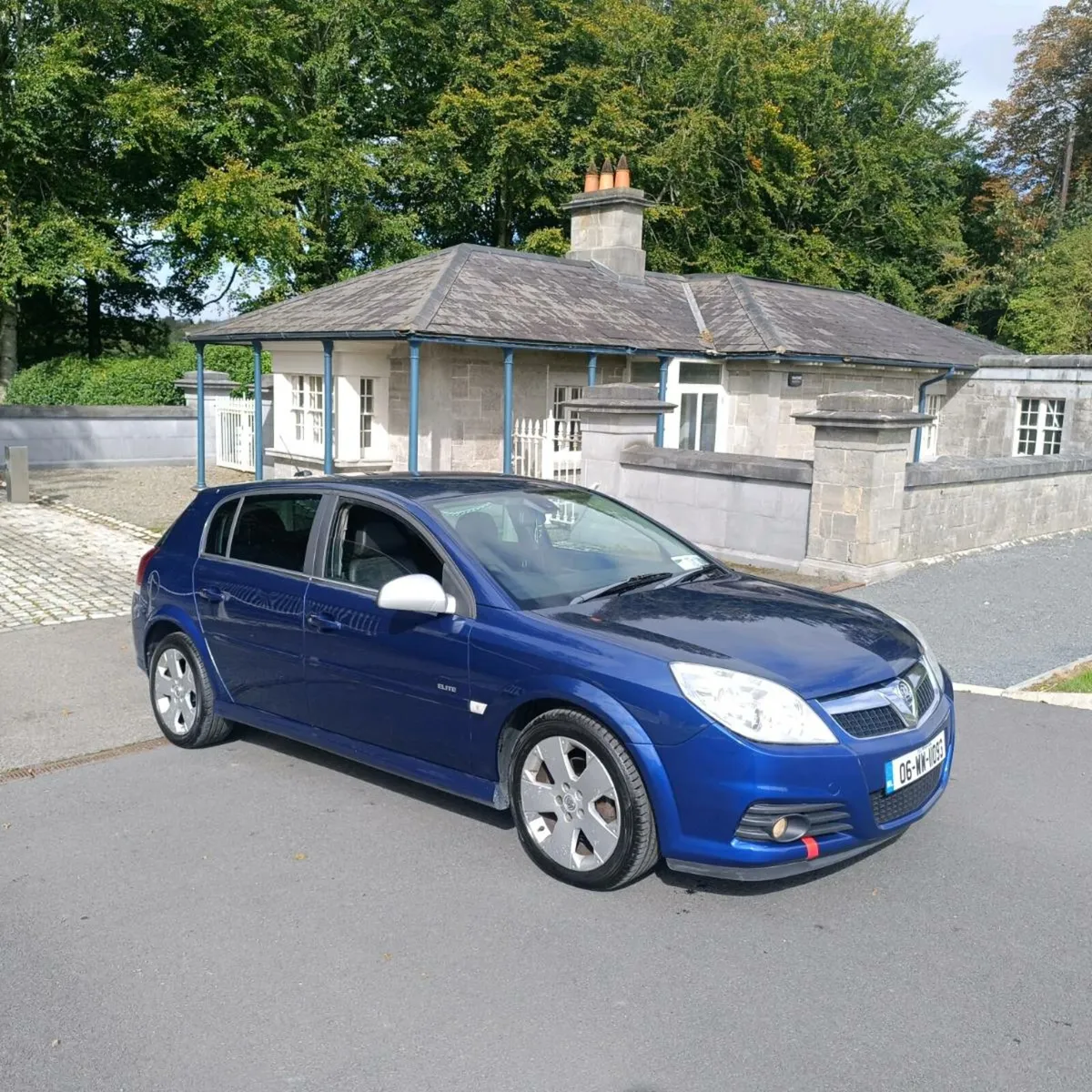Vauxhall Signum 1.9CDTI Automatic - Image 1