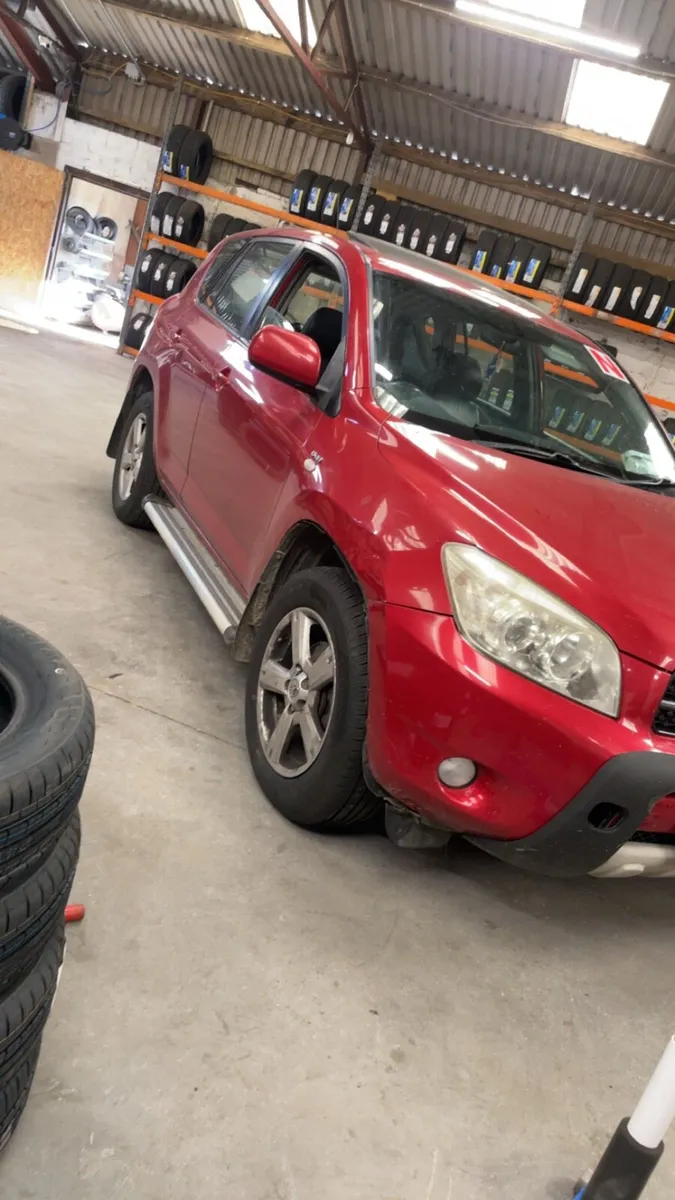 Toyota rav4 - Image 2