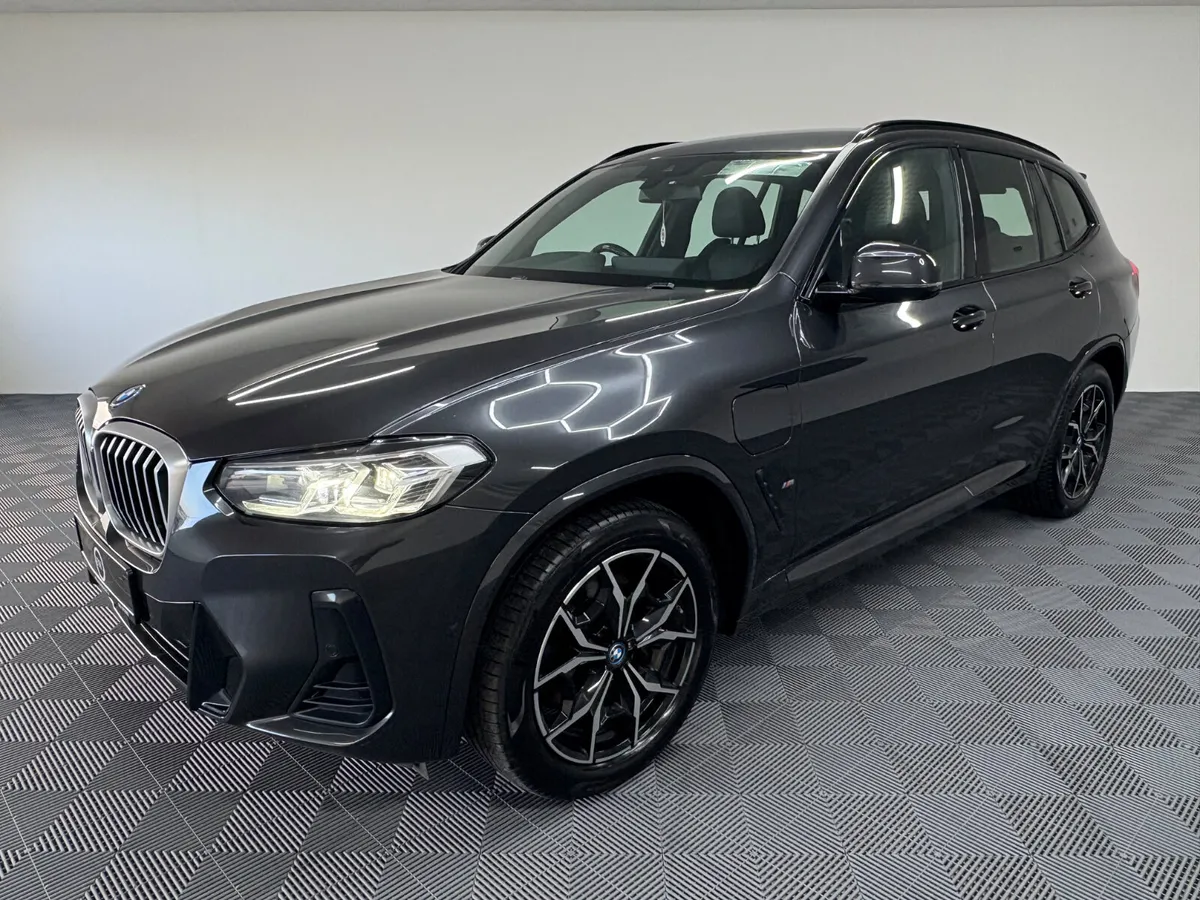 2022 BMW X3e M Sport 2.0 - Image 4