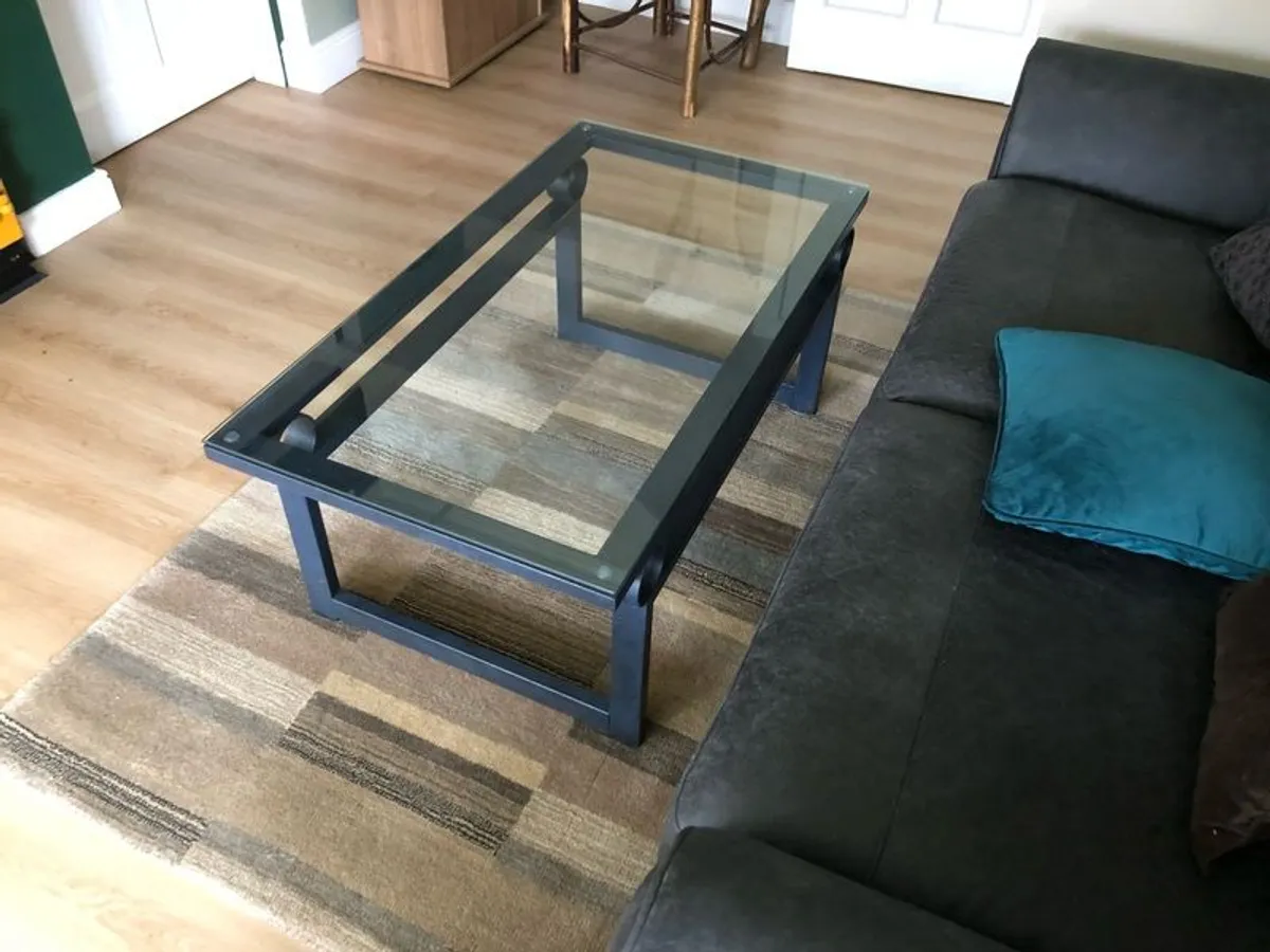 coffee table - Image 1