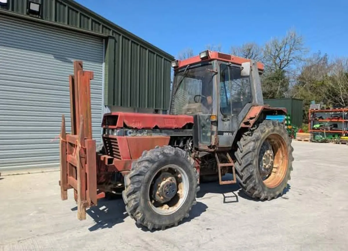 CASE IH 856XL 4WD C/W FRONT FORKLIFT WlLL SEPERATE - Image 4