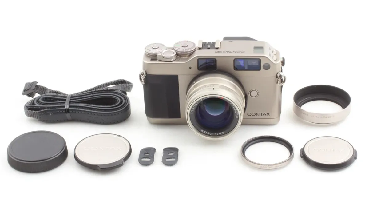 Contax G1 35mm Film Camera Planar 45mm Carl zeiss - Image 1