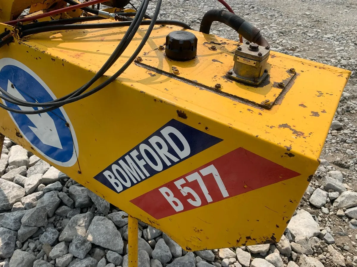 BOMFORD B577 FLAIL HEDGER, 19' reach : 11017960 - Image 3