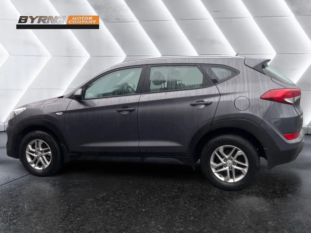 HYUNDAI TUCSON 1.7D COMFORT 2016 - Image 2