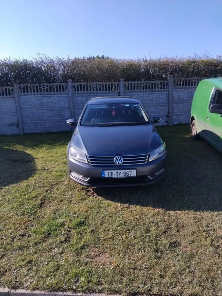 2013 Volkswagen Passat Diesel - Image 2