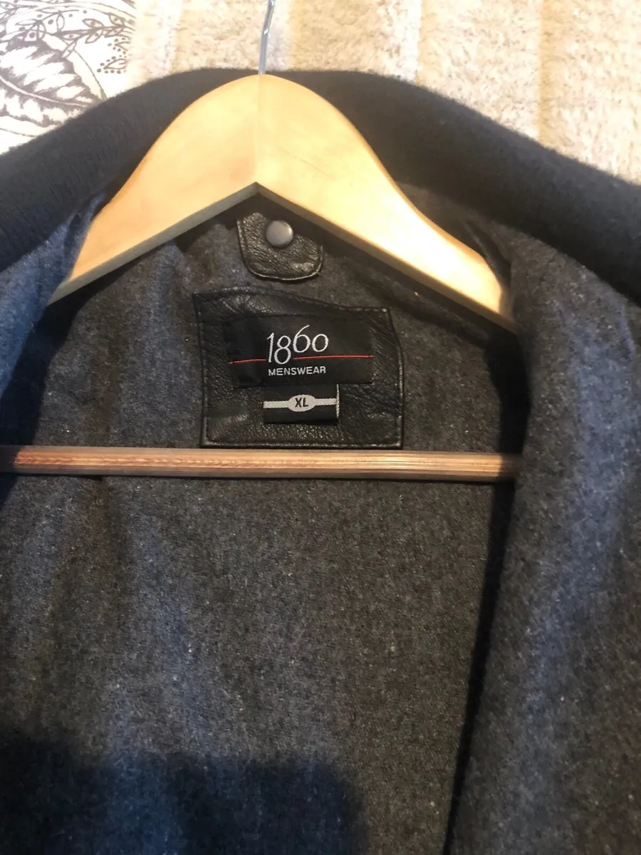 Men’s leather coat - Image 2