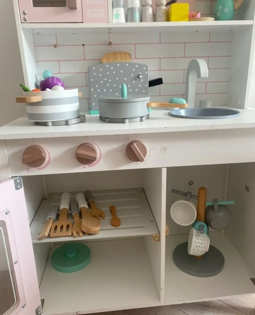 wooden toy kitchen - Image 3