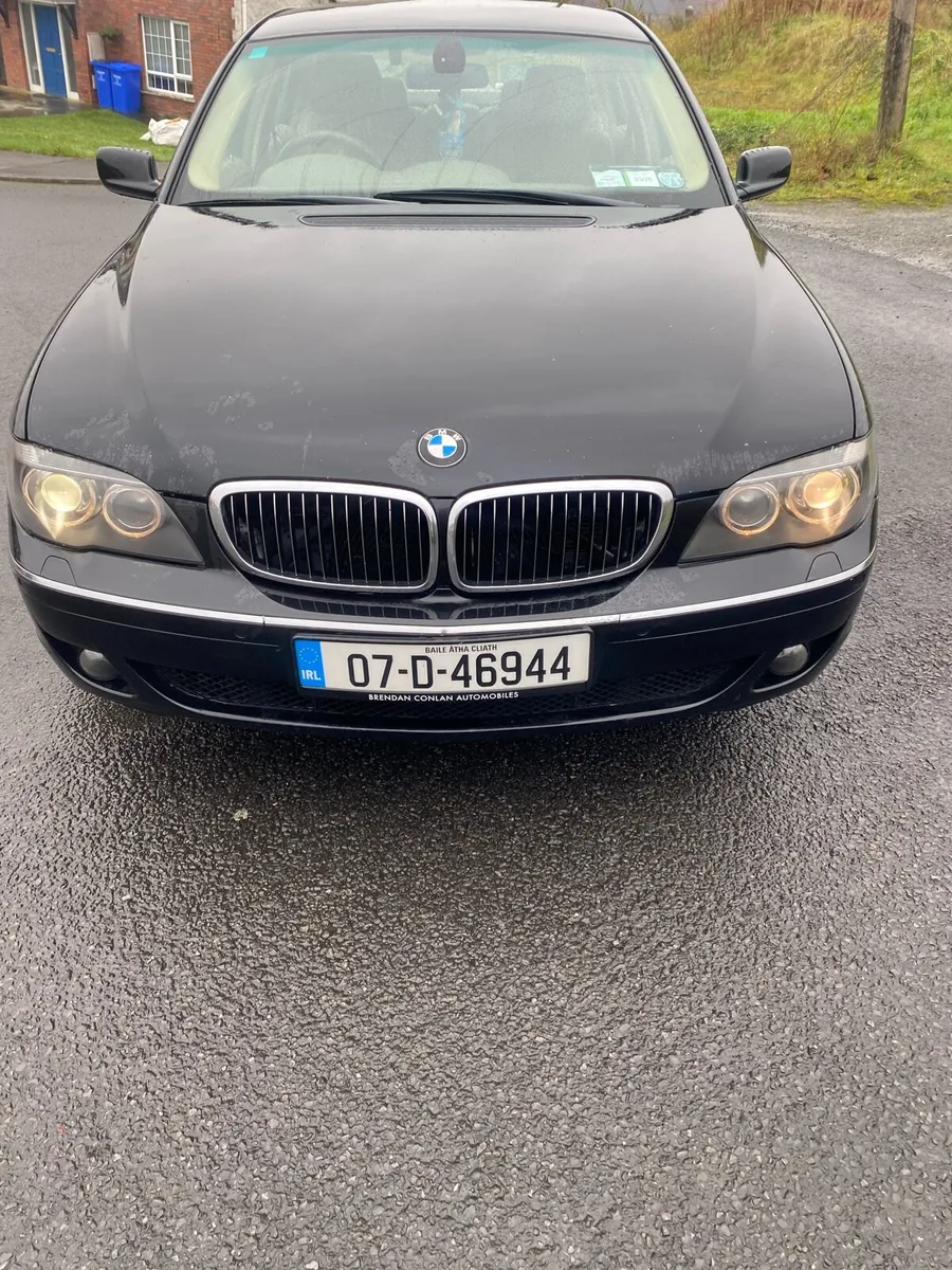 Bmw 7 Series - Image 4