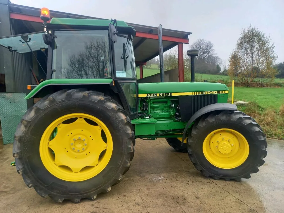 JOHN DEERE 3040 - Image 4