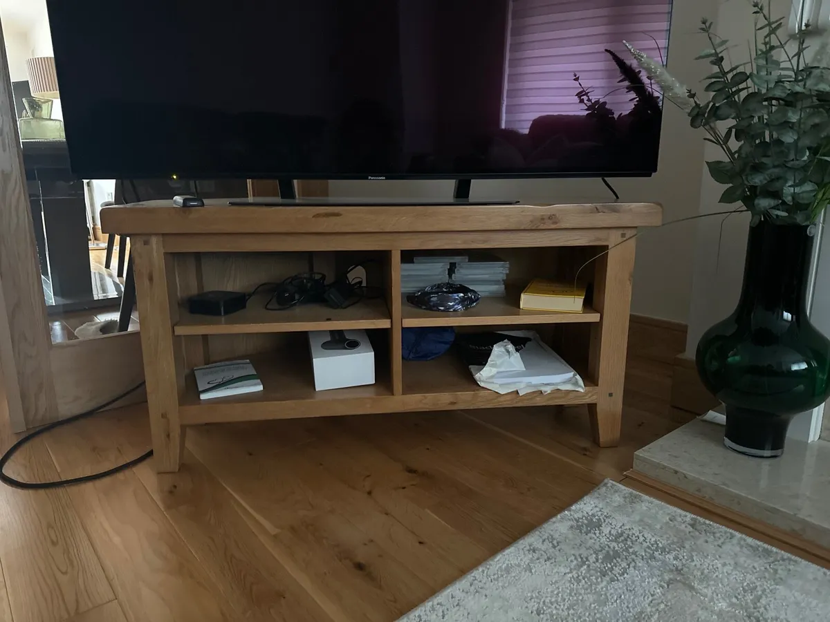 TV table - Image 1