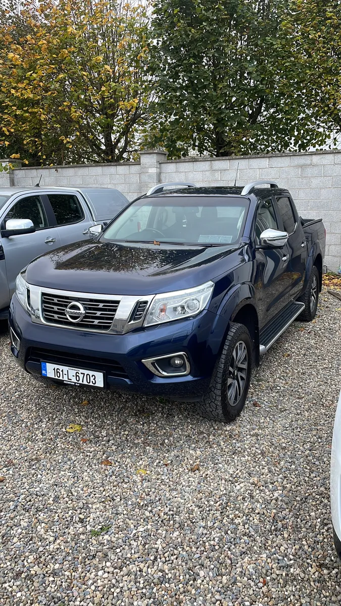2016 Nissan Navara 2.3 DCI Tekna Crewcab - Image 2