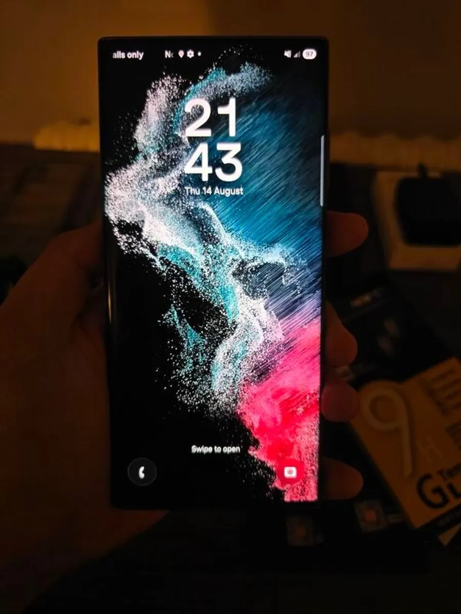 Samsung S22 Ultra 512GB Burgundy - Accessories included (no need to buy extras) - Image 3