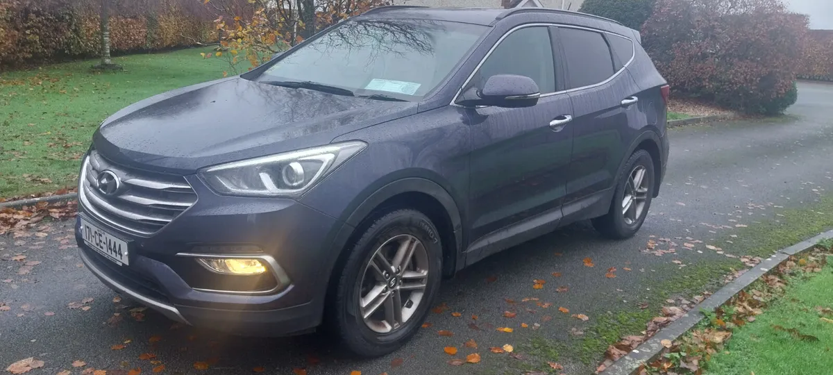 2017 Hyundai Santa Fe 2.2 CRDI Executive 4WD - Image 1