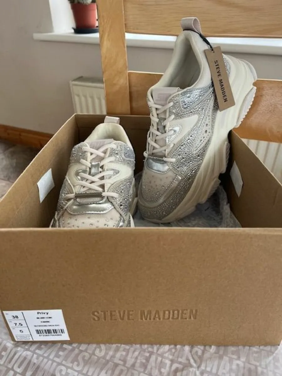 Steve Madden trainers 38=Size 5 - Image 1