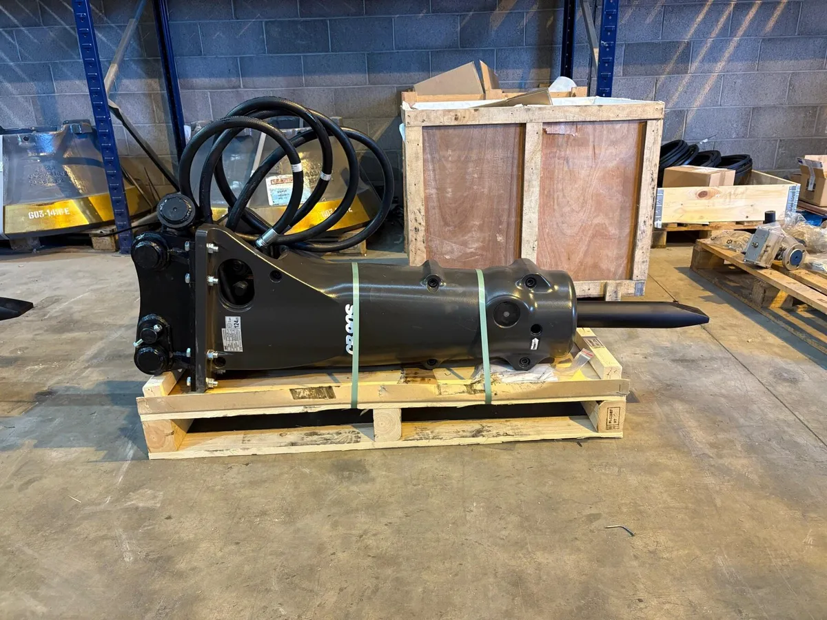 New Rammer BR777E Rock Hammer/ Breaker - Image 1