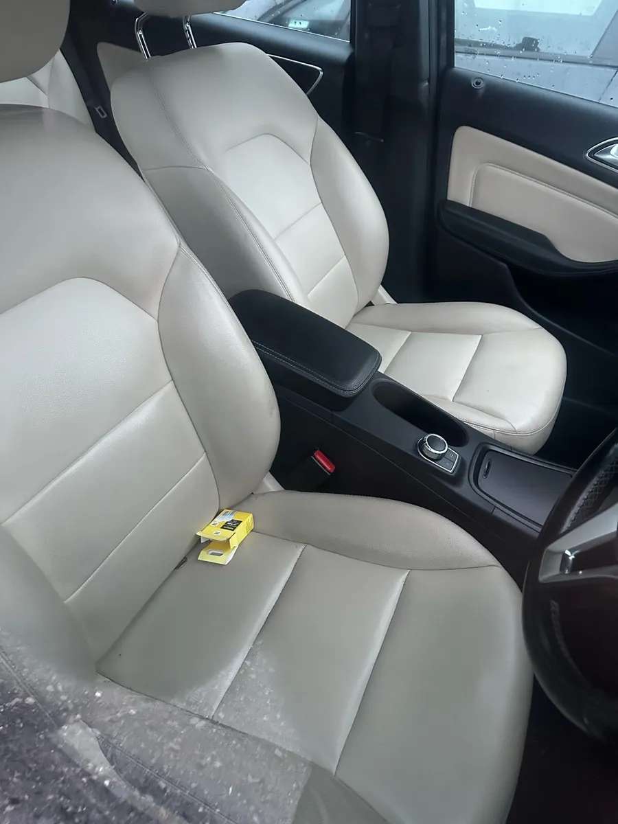 2012 MERCEDES 1.8d AUTOMATIC NEEDS INJECTORS - Image 4