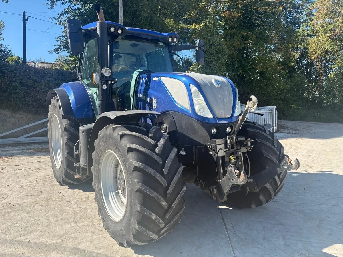 2022 New Holland T7.270 **Bluepower Spec** - Image 4