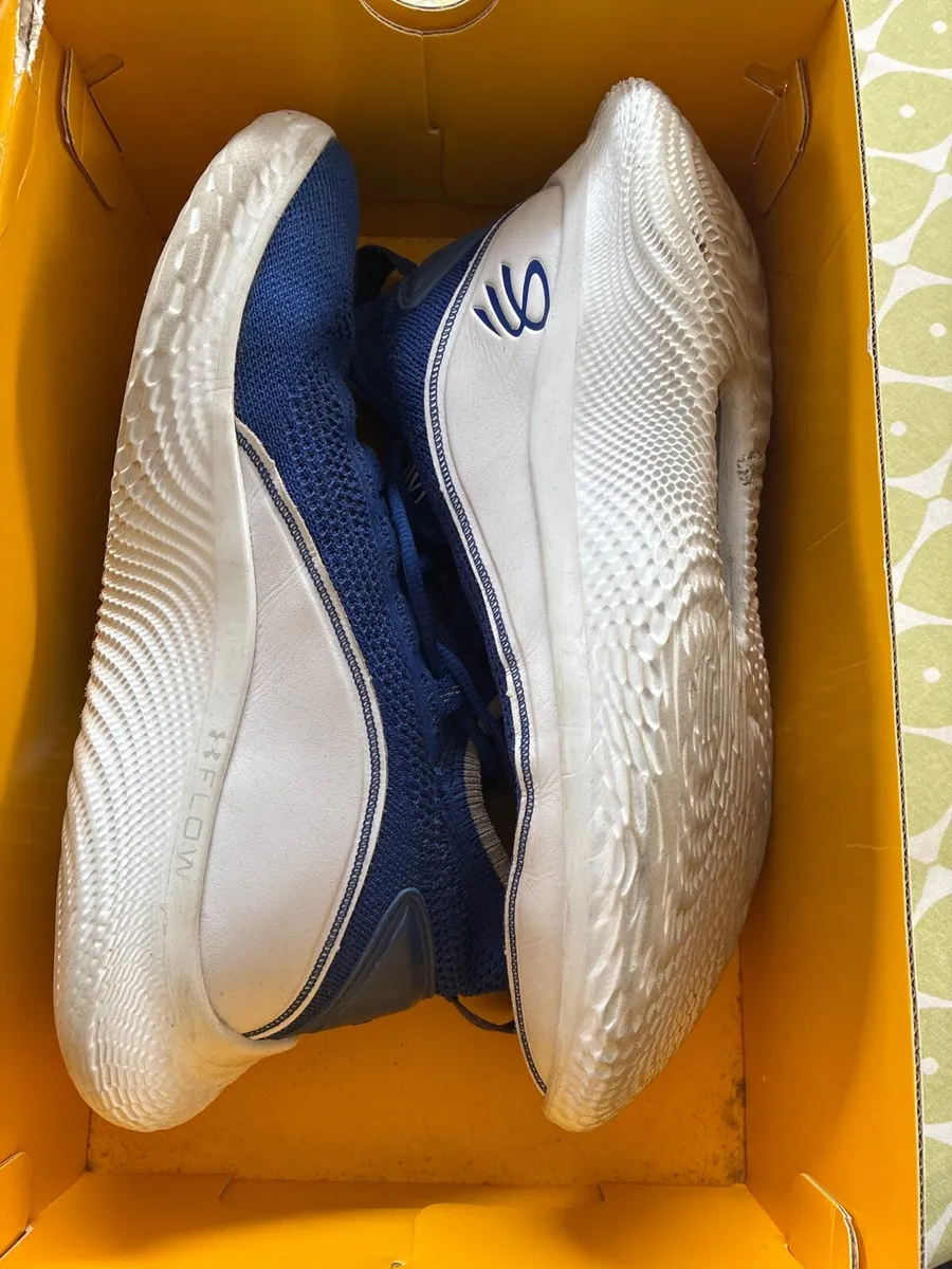 Basketball Shoes - Image 2